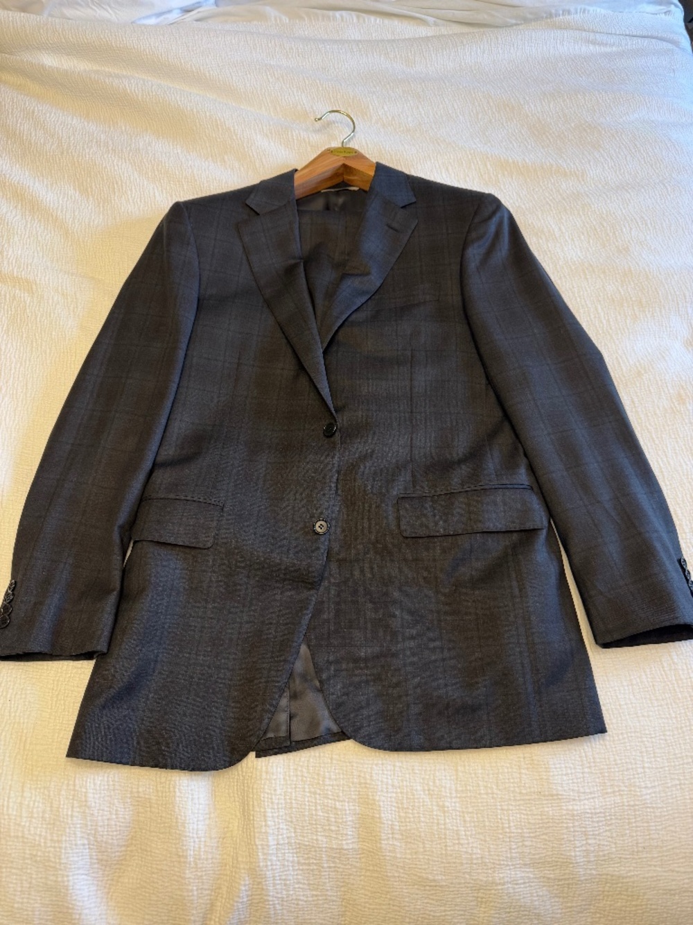Canali Men's 2-Piece Wool Suit - Grey - Size EU 54 L / US 44 Long (Drop 7)